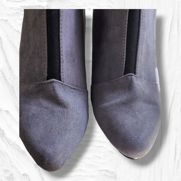 MADELINE Cassidey Heeled Ankle Gray Boots  womens size 8.5 - Picture 3 of 13